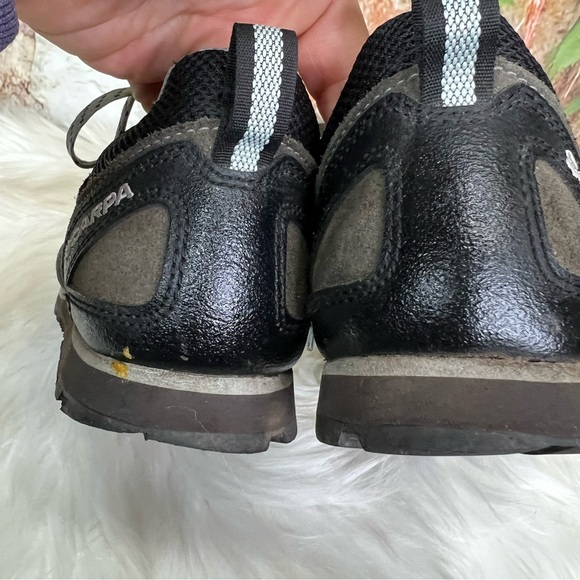 SCARPA Crux Lace-Up Hiking Sneaker, 39/7.5 - Picture 7 of 13